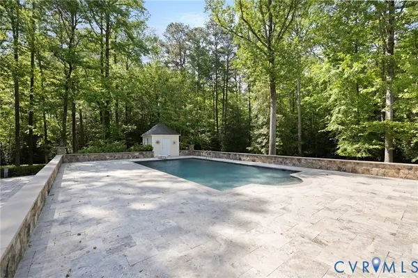 2412 Hampden ROW, Rockville, VA 23146