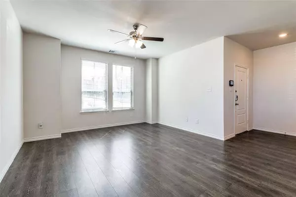 2017 Crooked Bow Drive, Mesquite, TX 75149