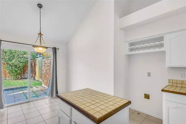 4215 Red Spruce Lane, Carrollton, TX 75010