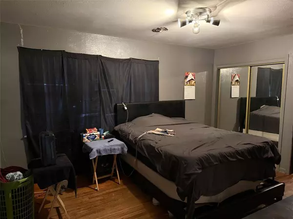 1304 E Tucker Street, Fort Worth, TX 76104