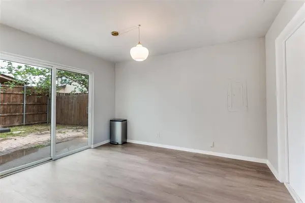 2636 Nina Circle, Grand Prairie, TX 75052