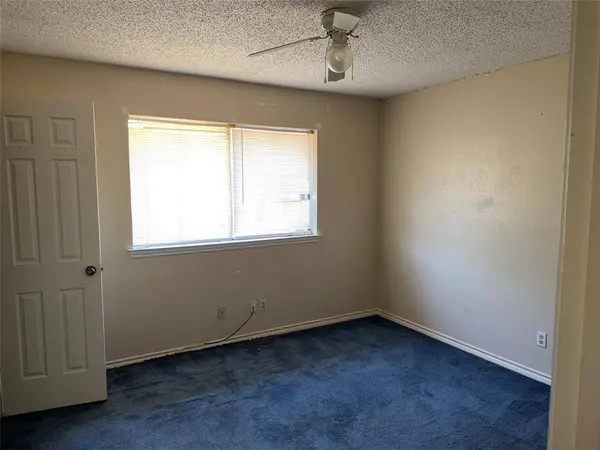 1129 Evergreen Circle, Desoto, TX 75115