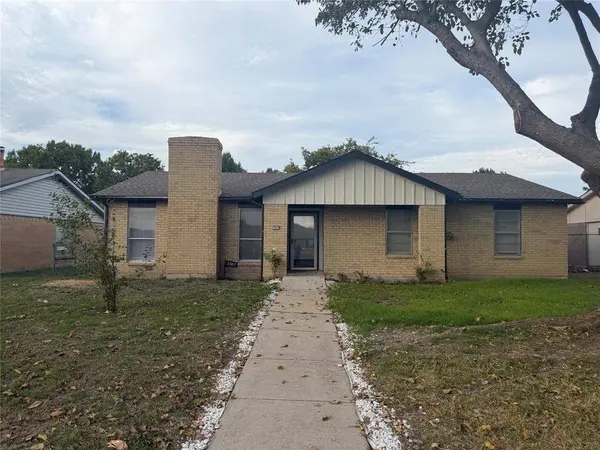 1361 Oakbluff Drive
