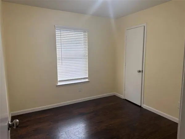 1361 Oakbluff Drive, Lancaster, TX 75146