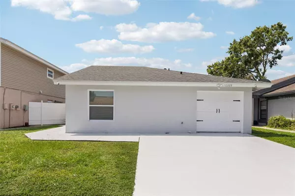 10329 DELMAR CIR, Tampa, FL 33624