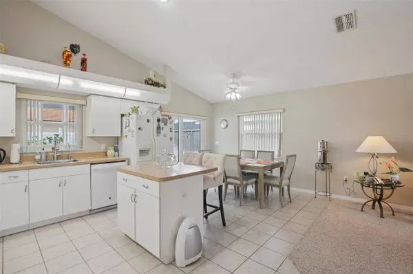 8207 NATIONAL DR, Port Richey, FL 34668