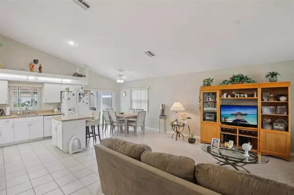 8207 NATIONAL DR, Port Richey, FL 34668