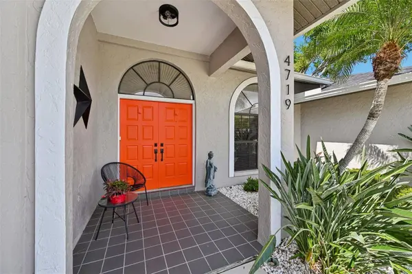 4719 MEADOWVIEW CIR, Sarasota, FL 34233