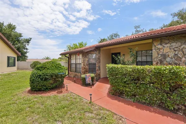 8626 SHADBLOW CT #1, Port Richey, FL 34668