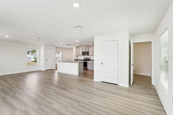 36557 NIGHT STRAWBERRY CT, Dade City, FL 33525