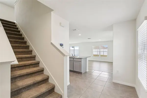36557 NIGHT STRAWBERRY CT, Dade City, FL 33525