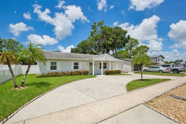 6424 ELDORADO DR, Tampa, FL 33615