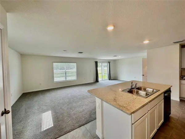 36711 SPANISH ROSE DR, Dade City, FL 33525