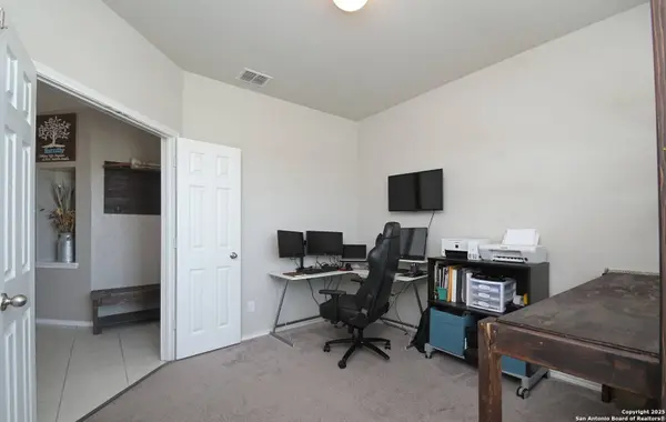 5727 Ivans Farm, San Antonio, TX 78244