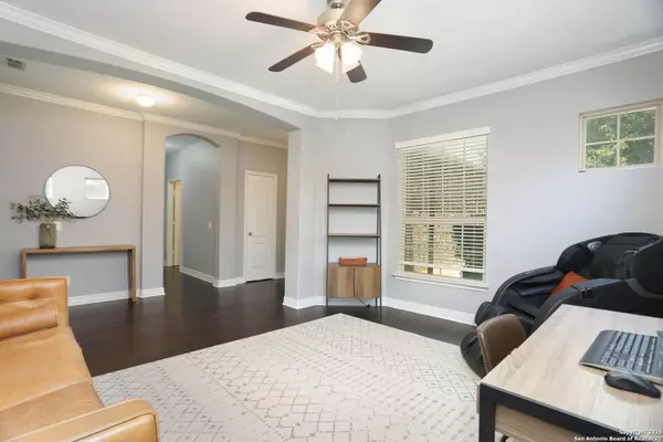 8955 Highland Dawn, San Antonio, TX 78254