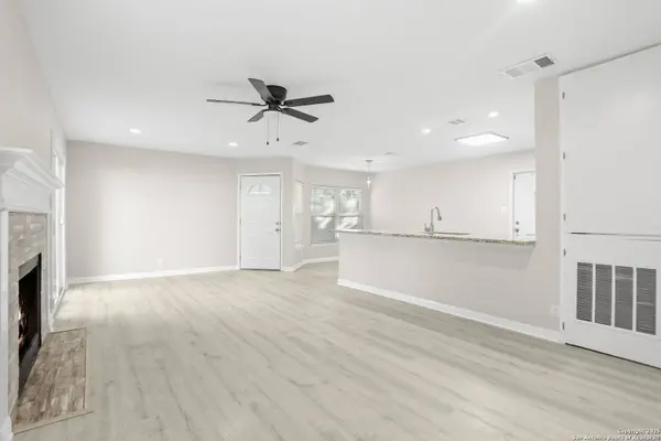 4929 Champlain, San Antonio, TX 78217
