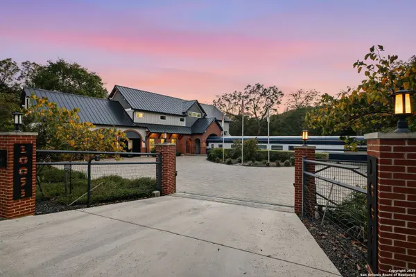 20053 Scenic Loop Rd, Helotes, TX 78023