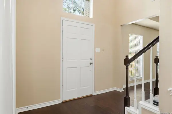 8914 SHADY HLS, San Antonio, TX 78254