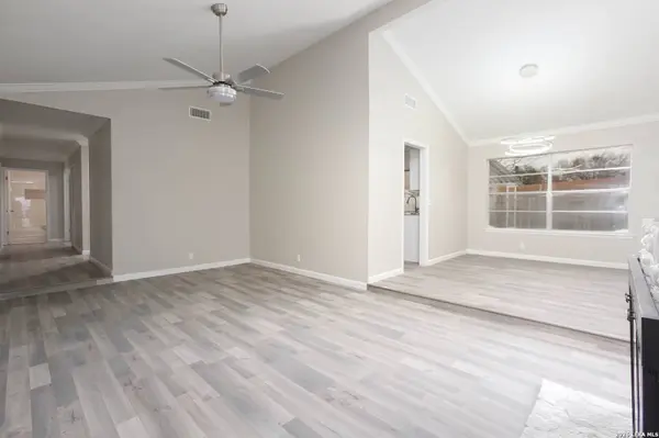 1215 Billings Dr, San Antonio, TX 78245