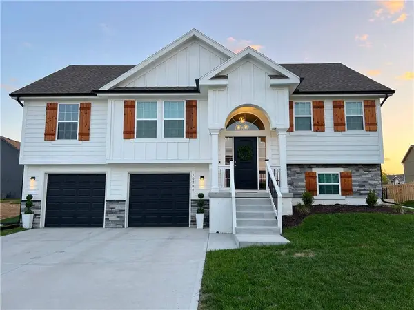 10206 N Quincy AVE, Kansas City, MO 64156