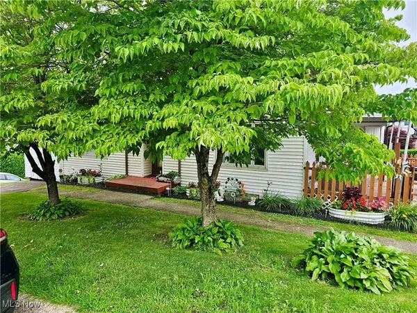 102 South 22nd ST, Weirton, WV 26062