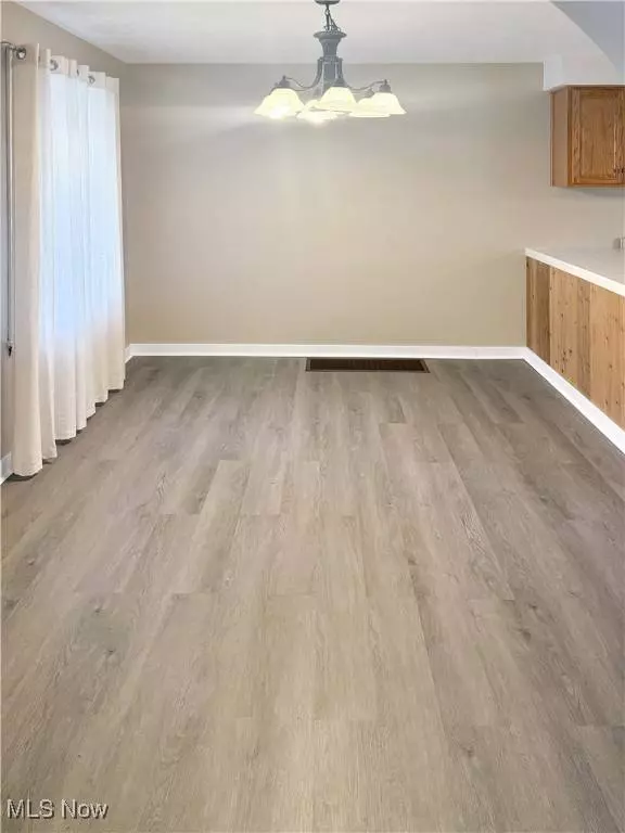 1209 Courtland RD, Weirton, WV 26062