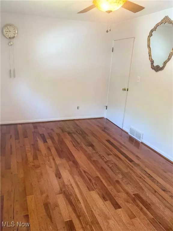 156 Mayfair ST, Weirton, WV 26062