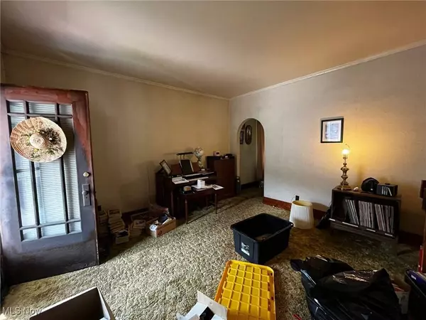 4043 Washington St, Weirton, WV 26062