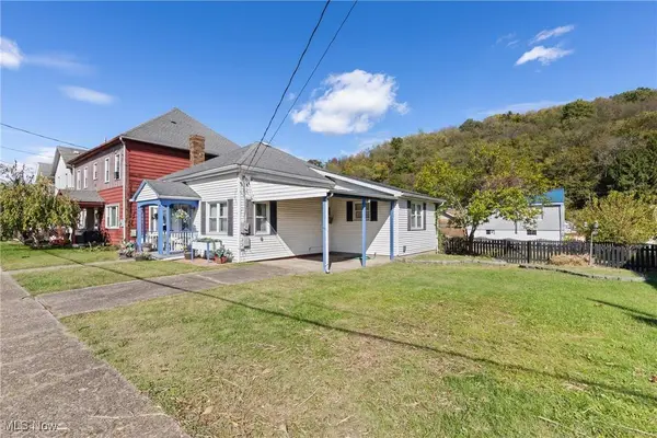 810 Second AVE, New Cumberland, WV 26047