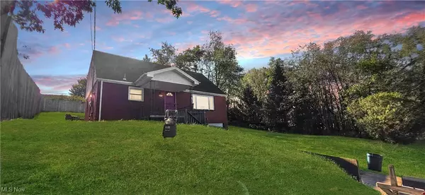 337 Greenbrier Rd, Weirton, WV 26062