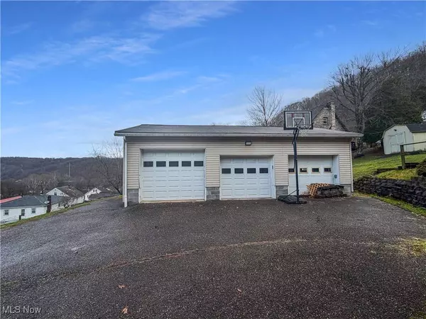 175 Wall ST, Weirton, WV 26062