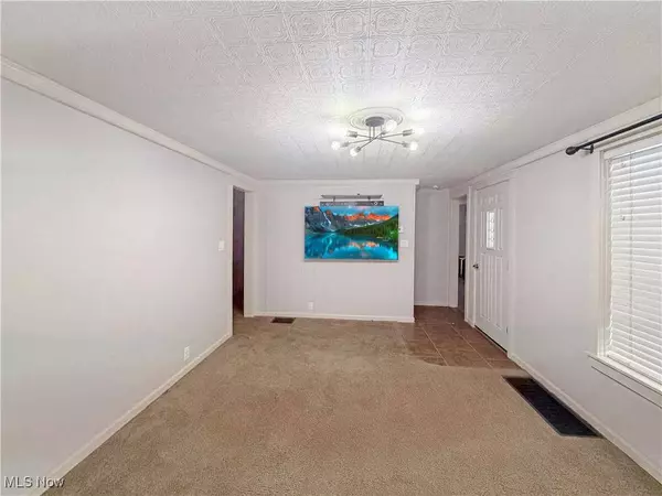 2341 Hardins Run RD, New Cumberland, WV 26047