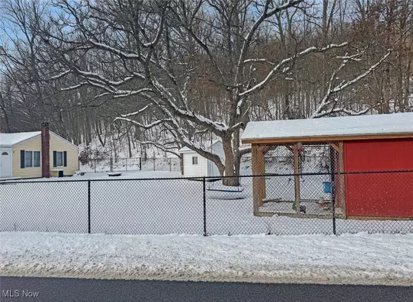 2341 Hardins Run RD, New Cumberland, WV 26047