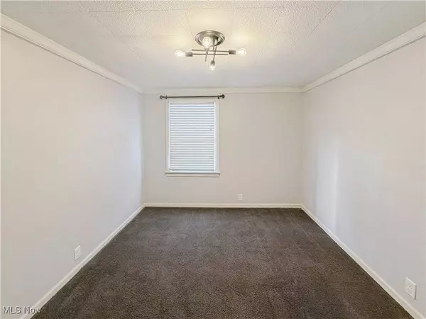 2341 Hardins Run RD, New Cumberland, WV 26047