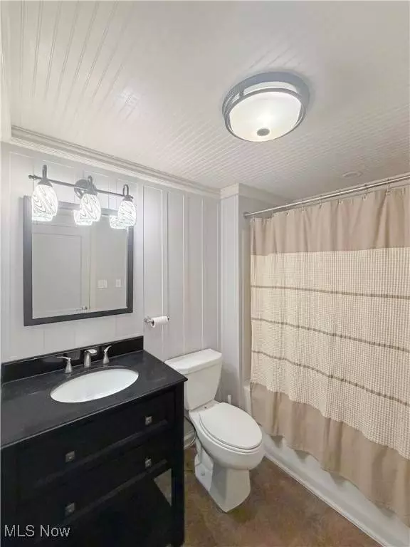 2341 Hardins Run RD, New Cumberland, WV 26047