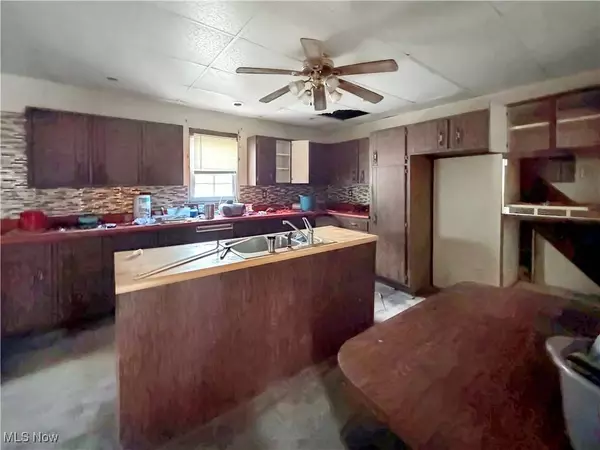 2957 Elm, Weirton, WV 26062