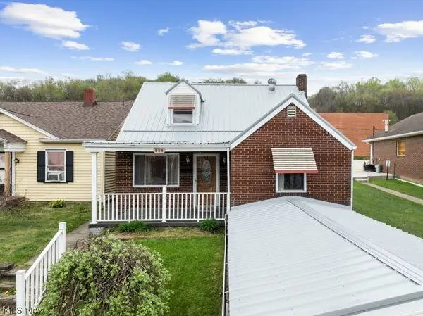 309 Washington St, Newell, WV 26050