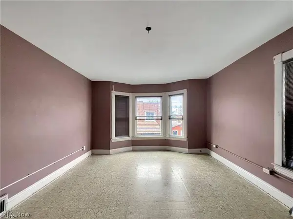 830 Main ST, Follansbee, WV 26037