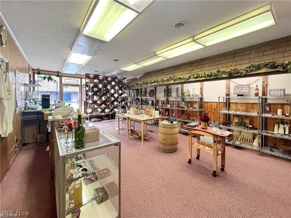 830 Main St, Follansbee, WV 26037