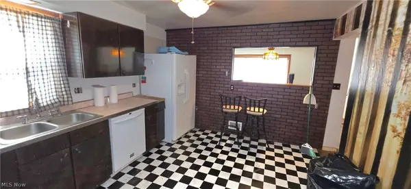 146 N 21st ST, Weirton, WV 26062