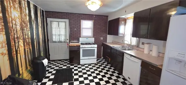 146 N 21st ST, Weirton, WV 26062