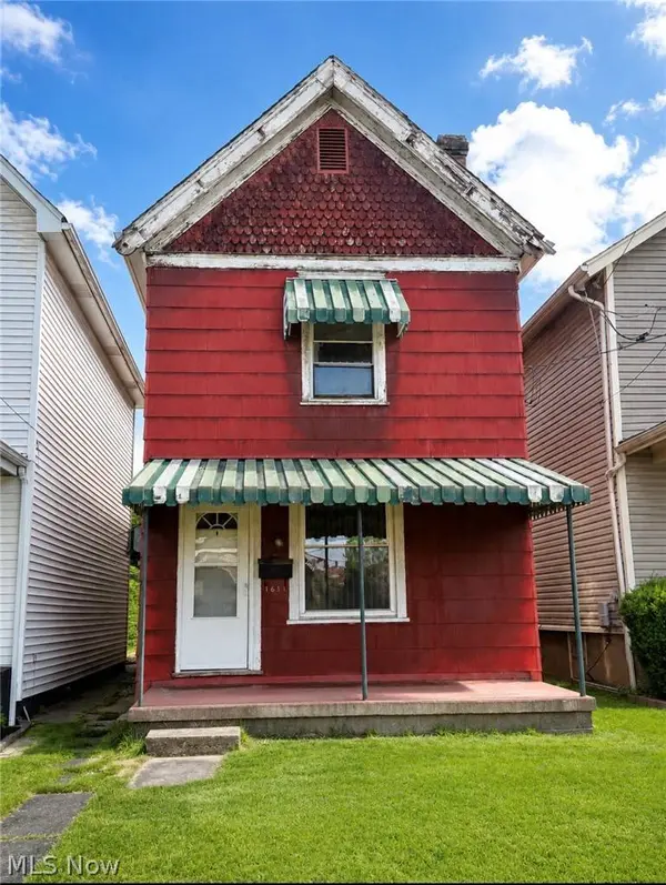 1611 Main ST, Wellsburg, WV 26070