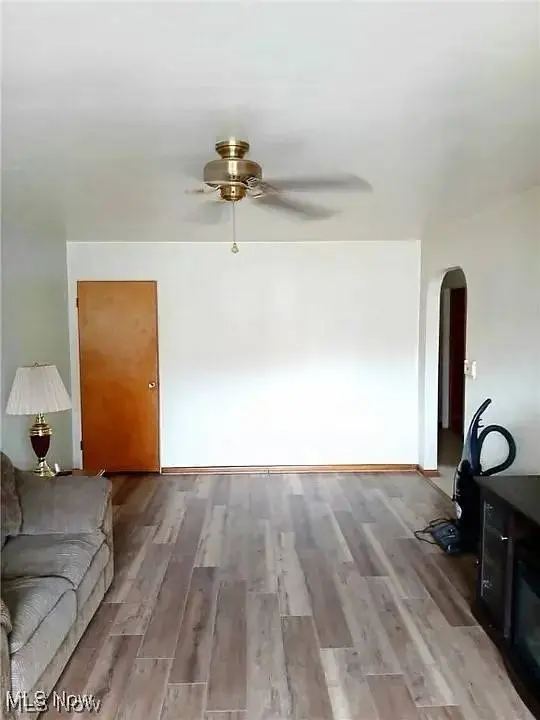 98 Summers ST, Weirton, WV 26062