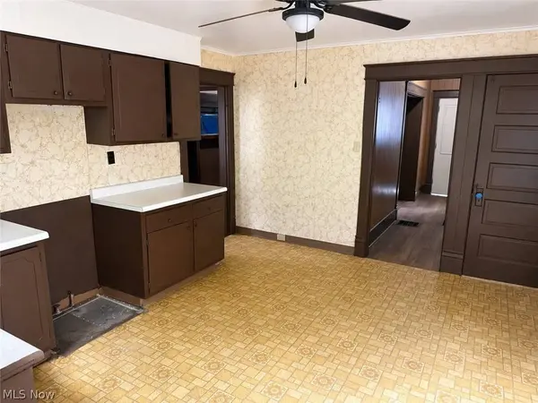 433 Cove RD, Weirton, WV 26062