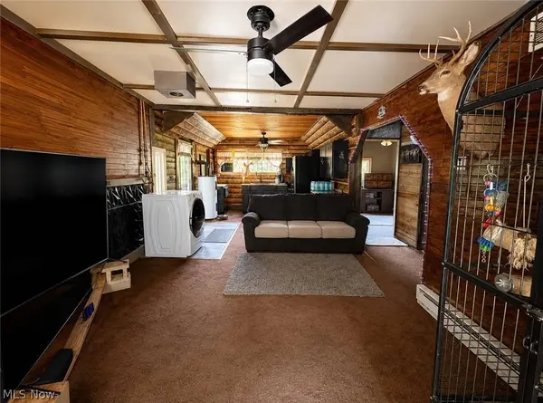 59 Elks RD, Wellsburg, WV 26070