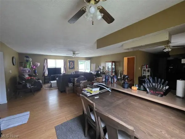 910 26th ST, Huntington, WV 25703