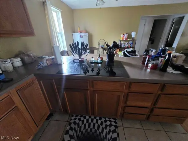 910 26th ST, Huntington, WV 25703