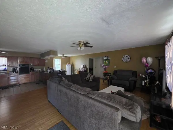 910 26th ST, Huntington, WV 25703