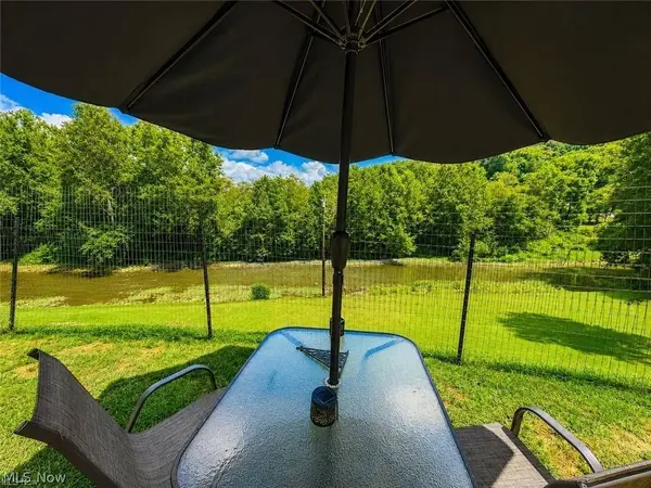 59 Elks RD, Wellsburg, WV 26070