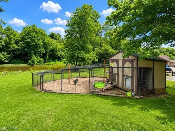 59 Elks RD, Wellsburg, WV 26070